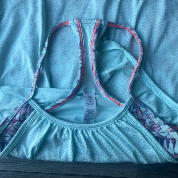 Ivivva tank with built in sports bra size 12 - Picture 4 of 4